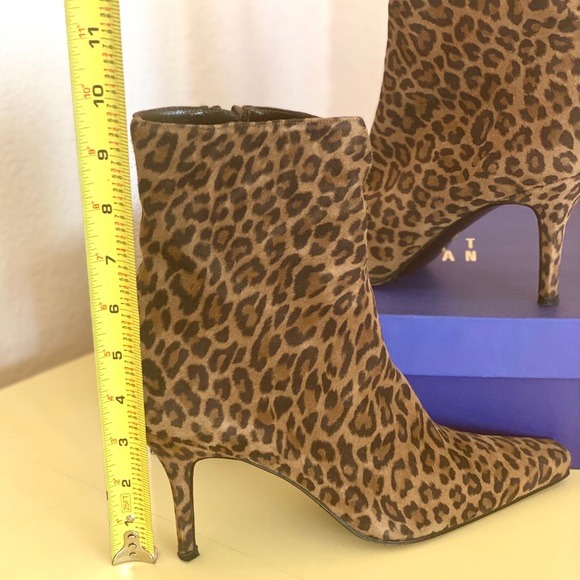 🌟SOLD🌟Stuart Weitzman Booties in Cashew Leopard Suede - Picture 7 of 8